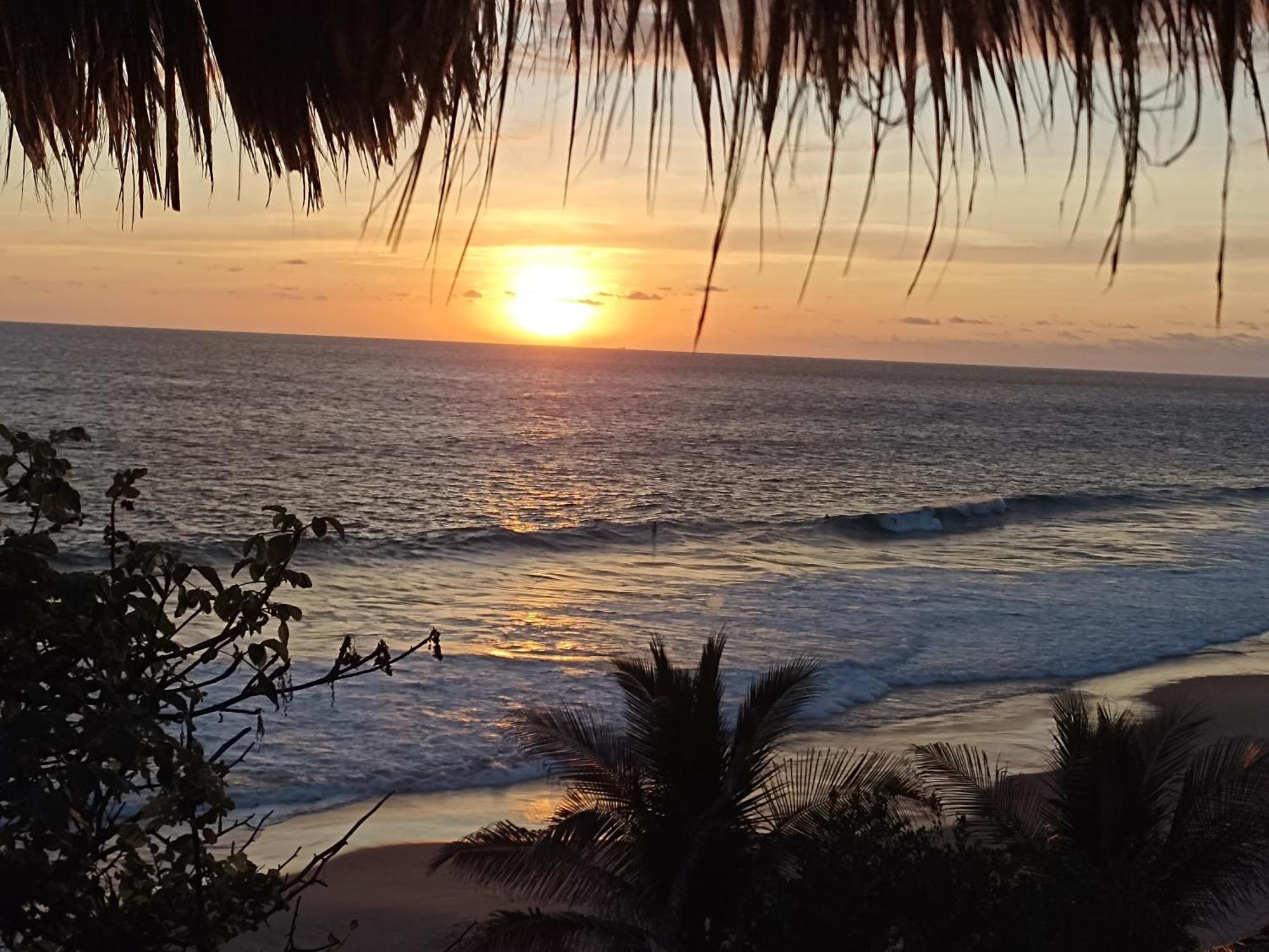 فندق Punta Sur, Frente Al Mar Y El Atardecer مازونتي المظهر الخارجي الصورة