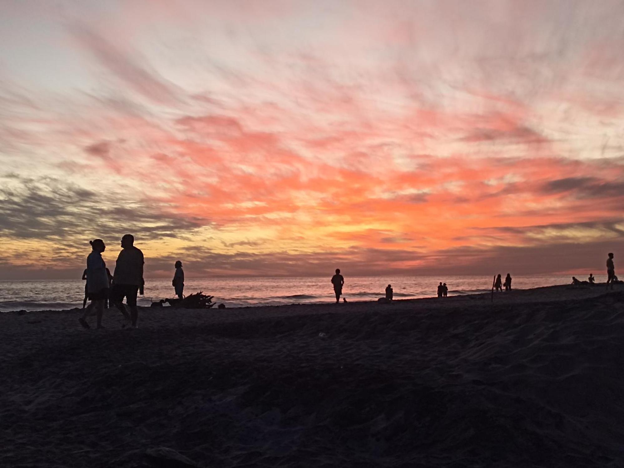فندق Punta Sur, Frente Al Mar Y El Atardecer مازونتي المظهر الخارجي الصورة
